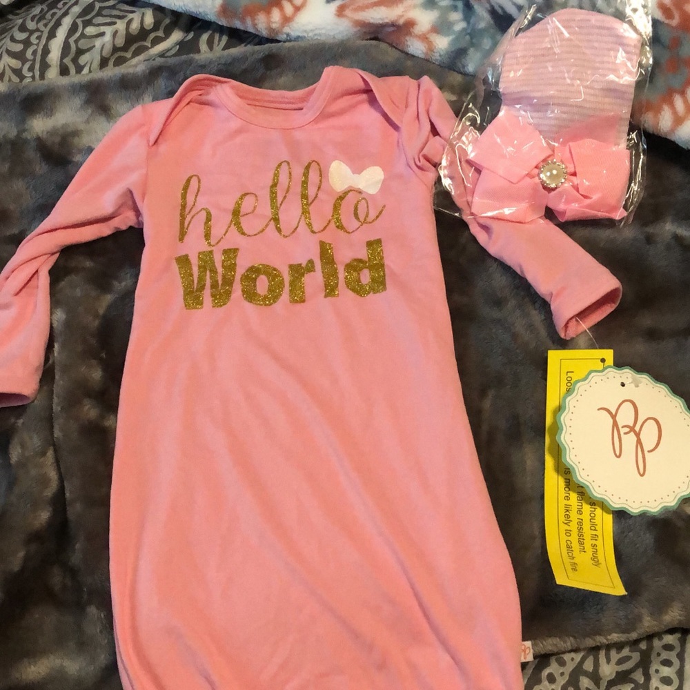 Posh peanut gown NWT and matching hat